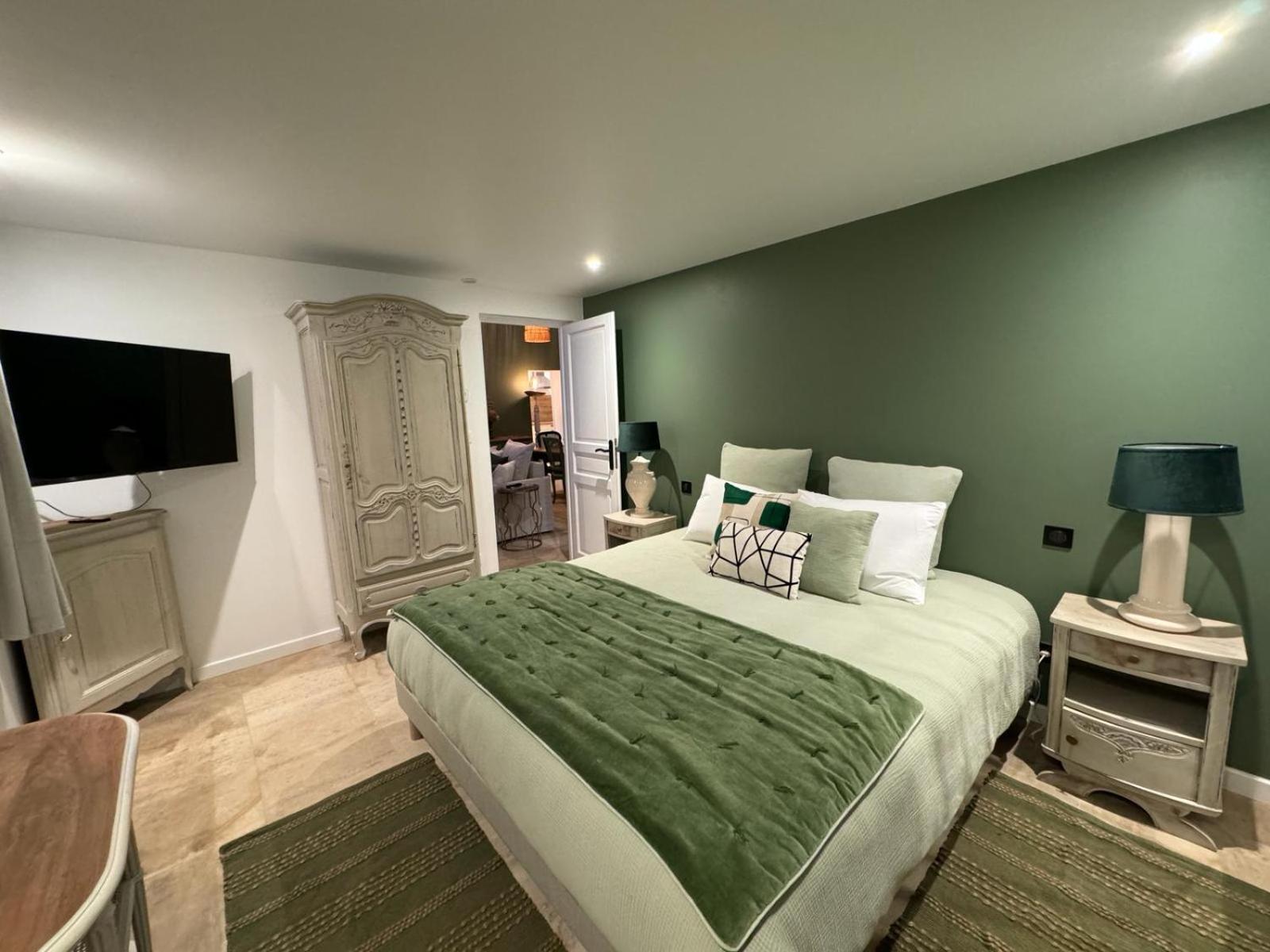 La Plaine De L'Angelus Bed & Breakfast Chailly-en-Biere Екстериор снимка